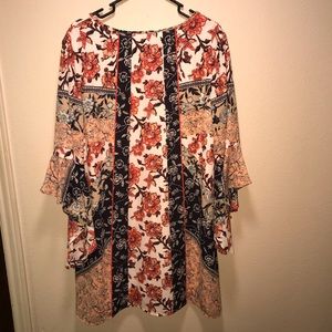 EST. 1946 SZ L Fall Patterned Dress w/Bell Sleeves
